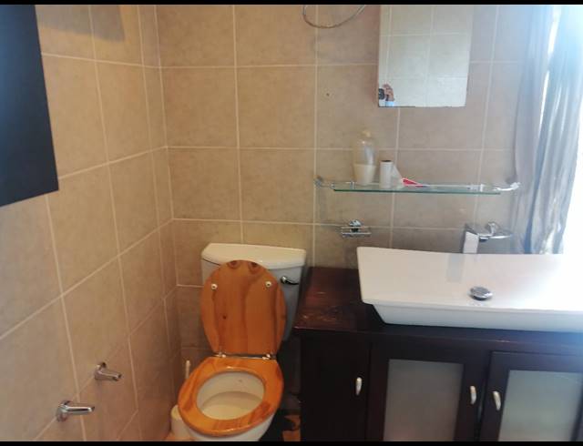 2 bed property to rent in ORMONDE